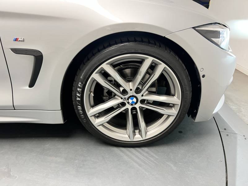 BMW Série 4 - Photo 19