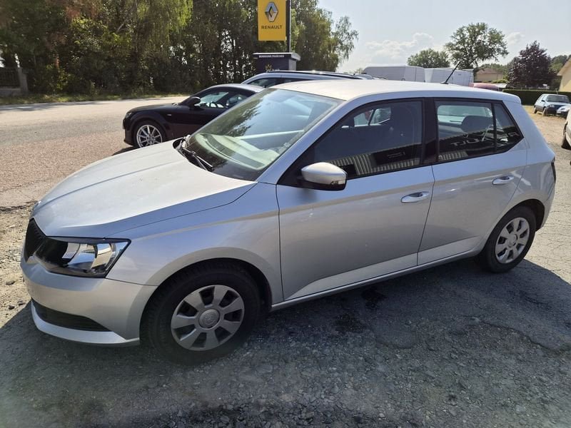 Skoda Fabia - Photo 2