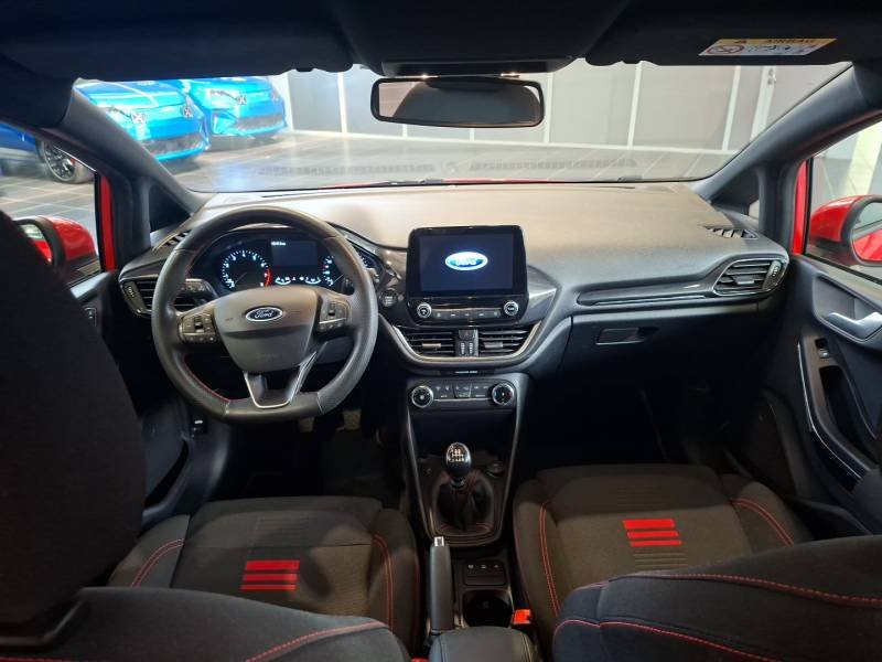 Ford Fiesta - Photo 11