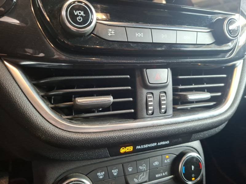 Ford Fiesta - Photo 37