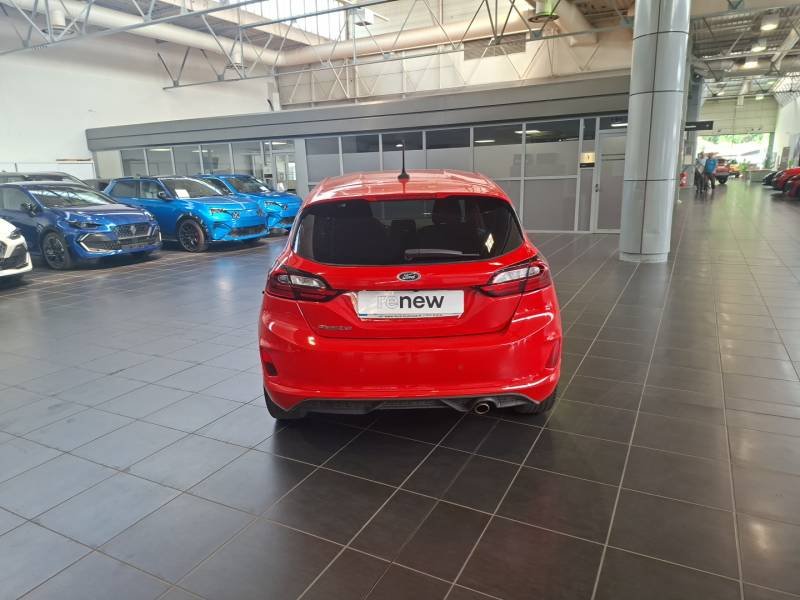 Ford Fiesta - Photo 4