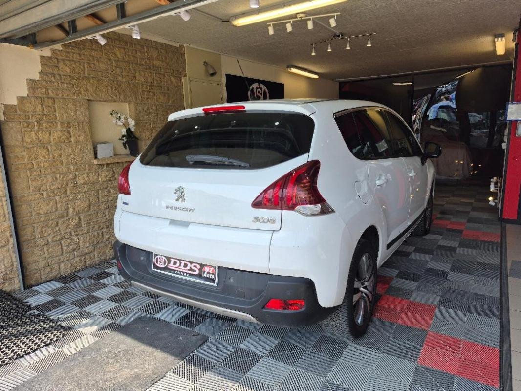 Peugeot 3008 - Photo 2