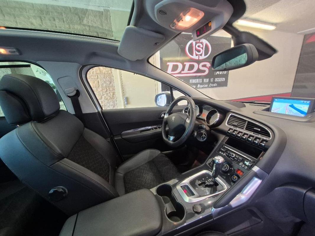 Peugeot 3008 - Photo 3