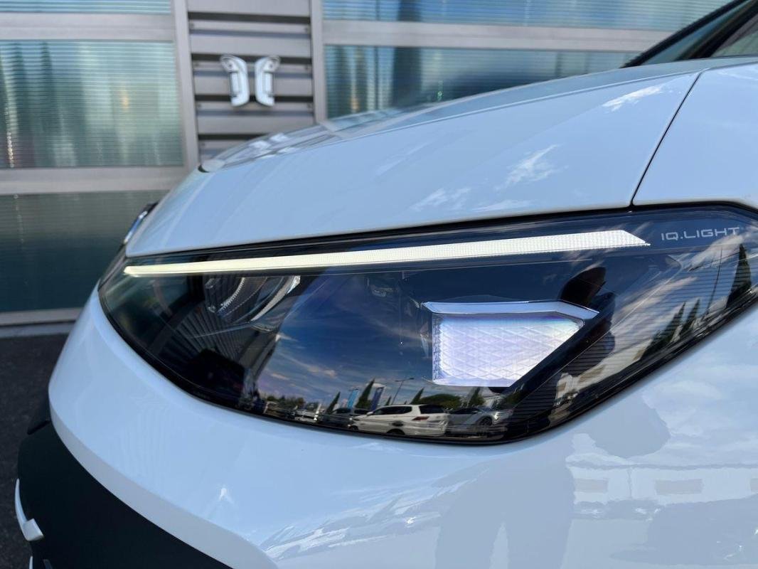 Volkswagen T-Roc - Photo 26