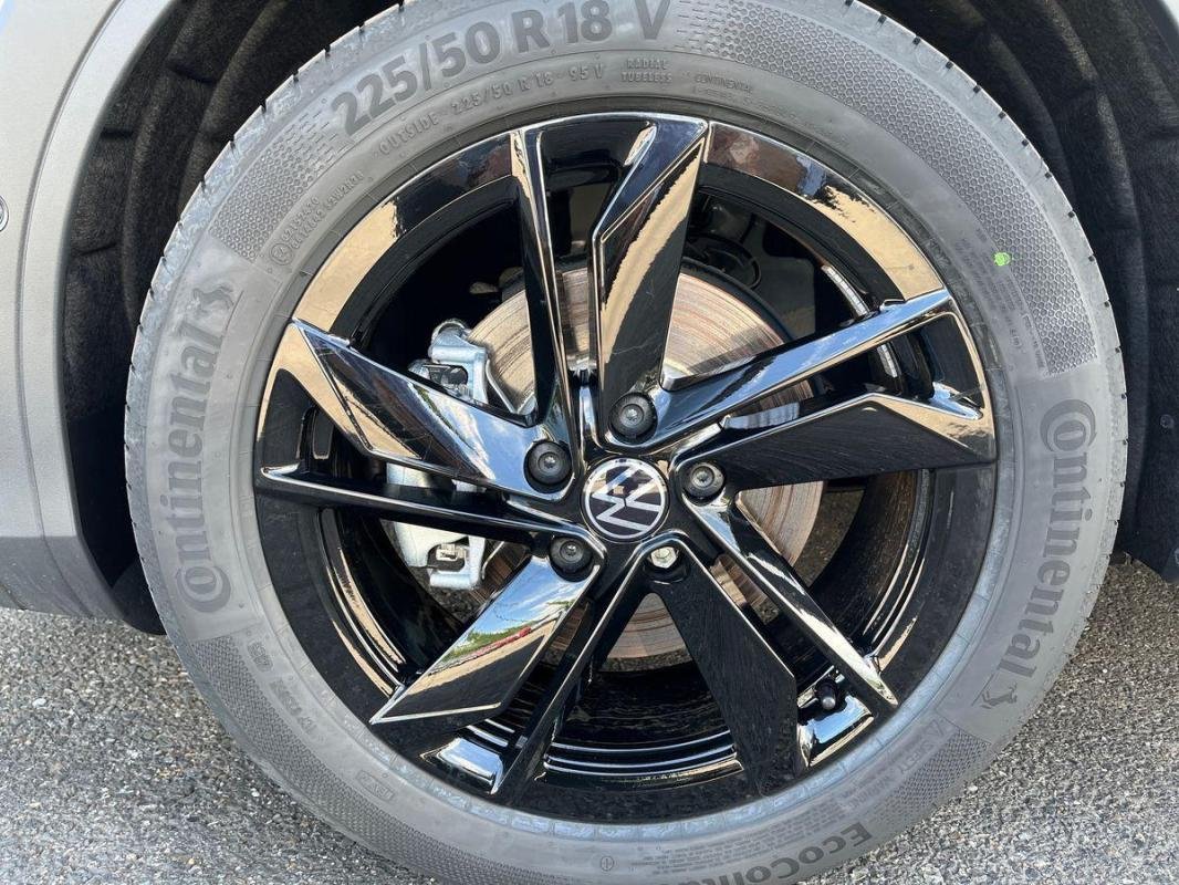 Volkswagen T-Roc - Photo 29