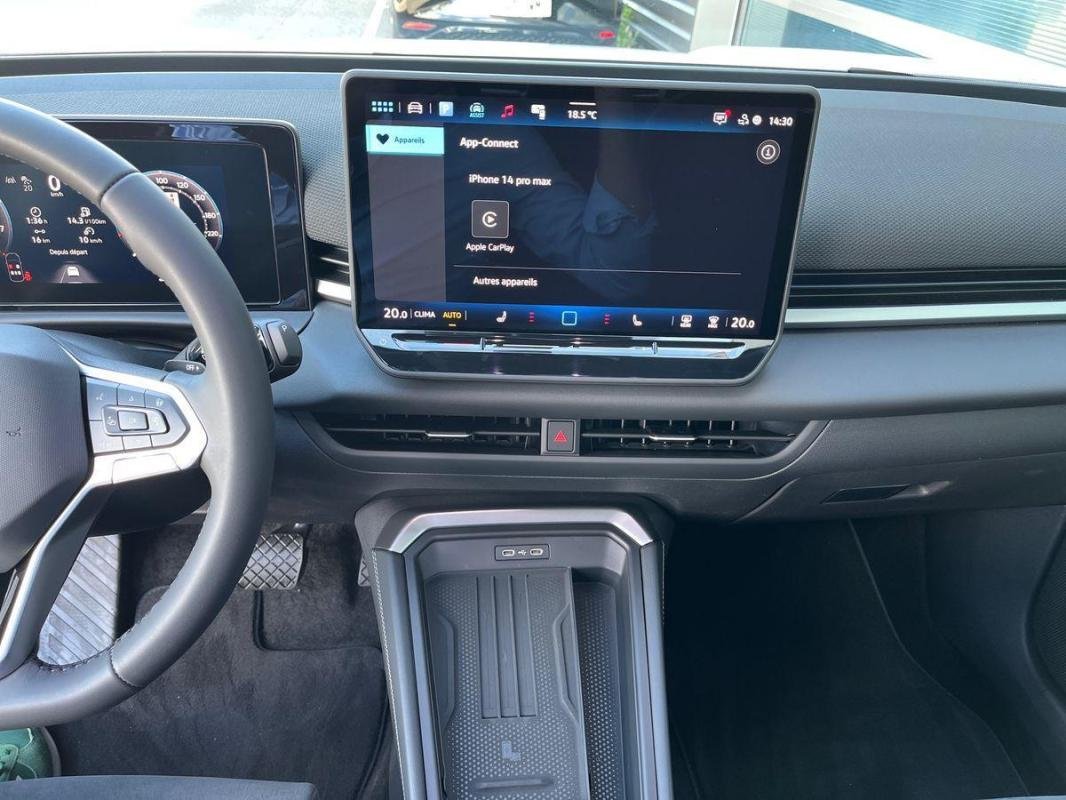 Volkswagen T-Roc - Photo 10