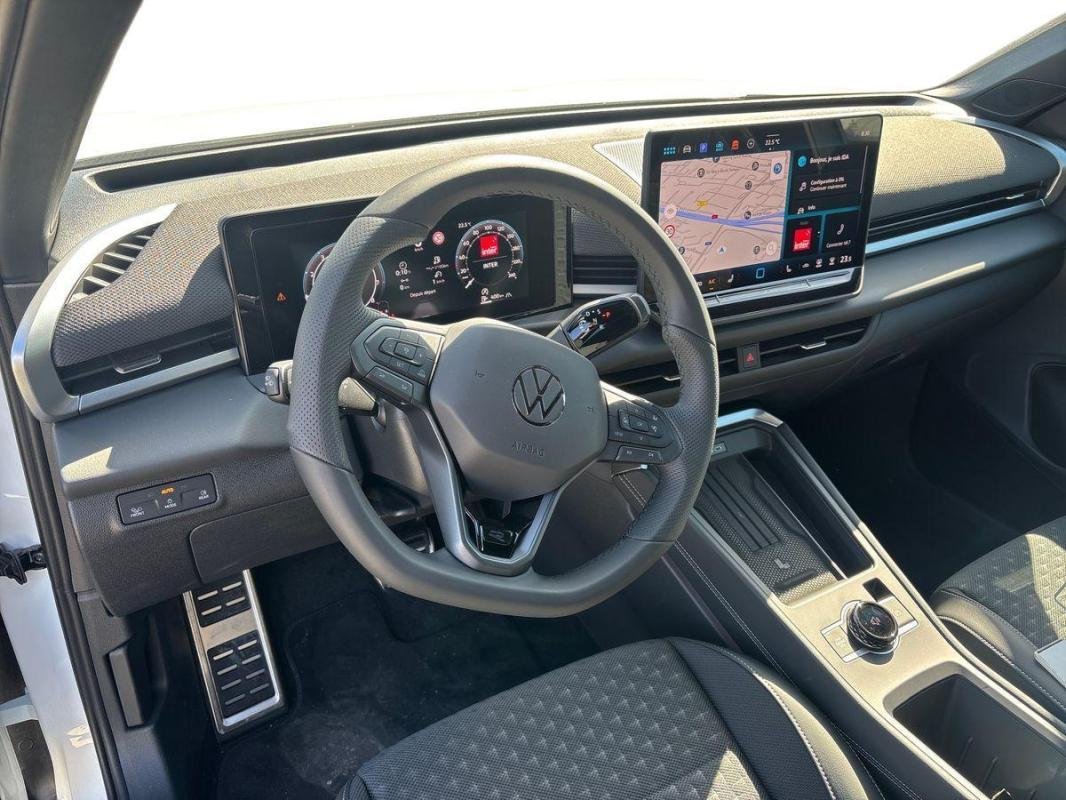 Volkswagen T-Roc - Photo 9