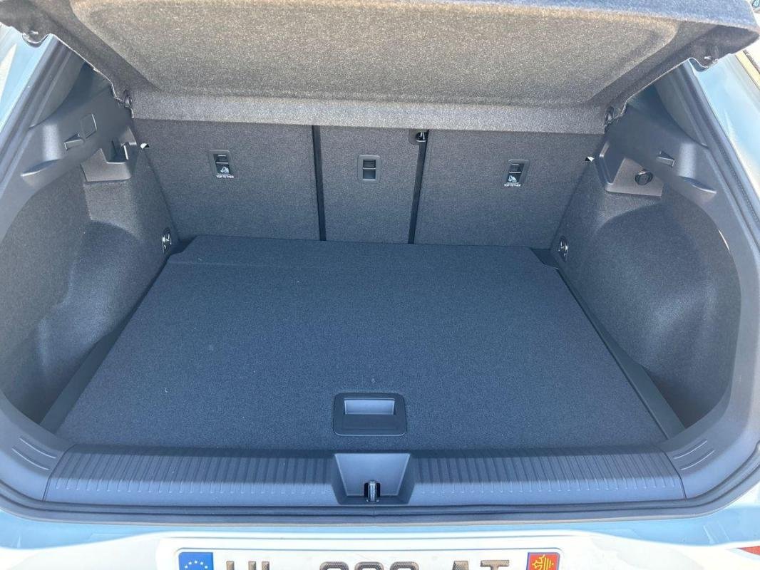 Volkswagen T-Roc - Photo 31
