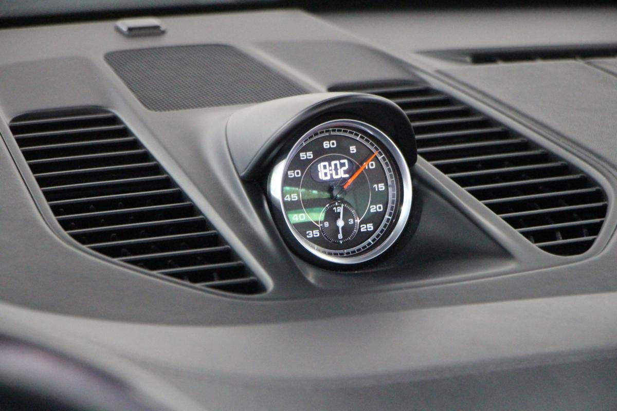 Porsche 911 - Photo 15