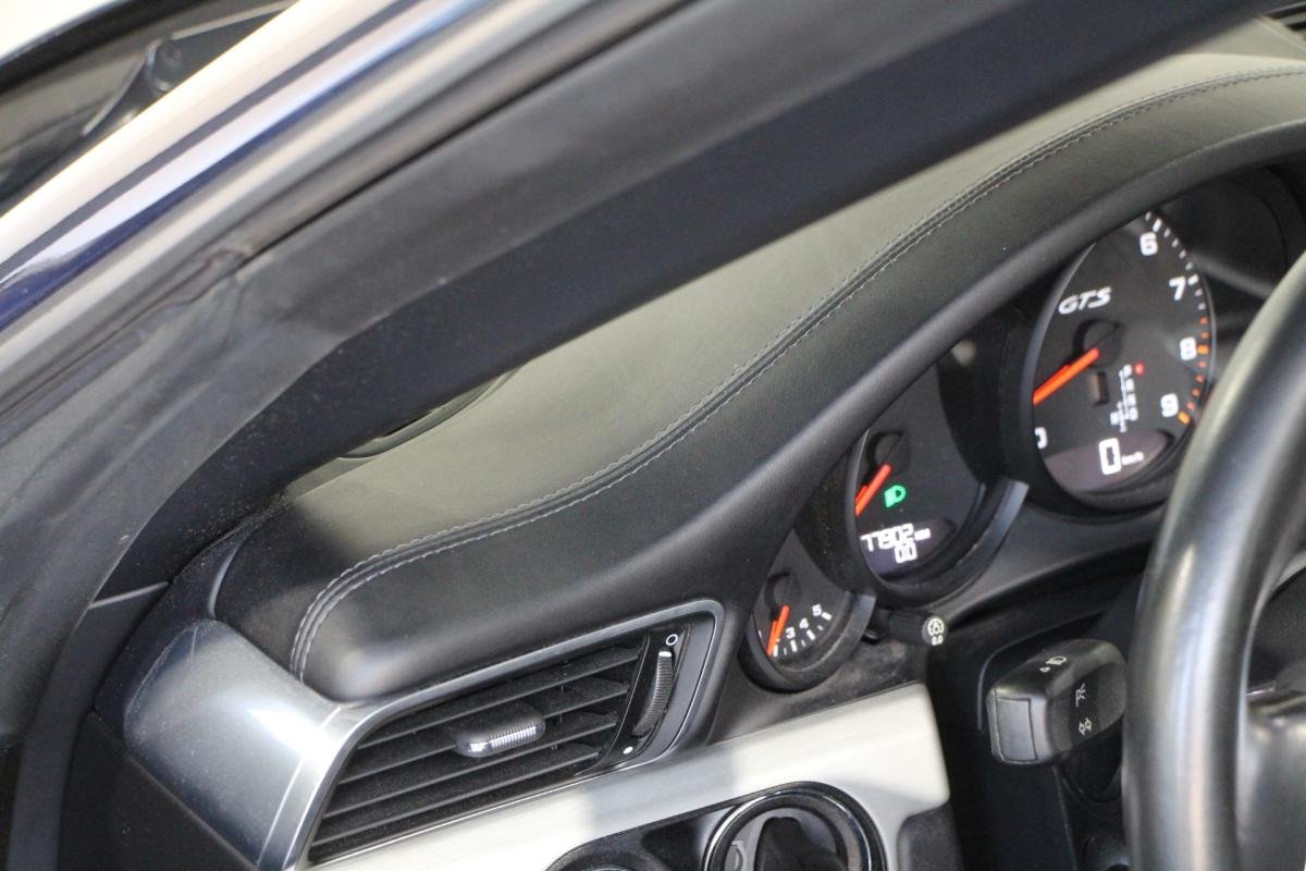 Porsche 911 - Photo 21
