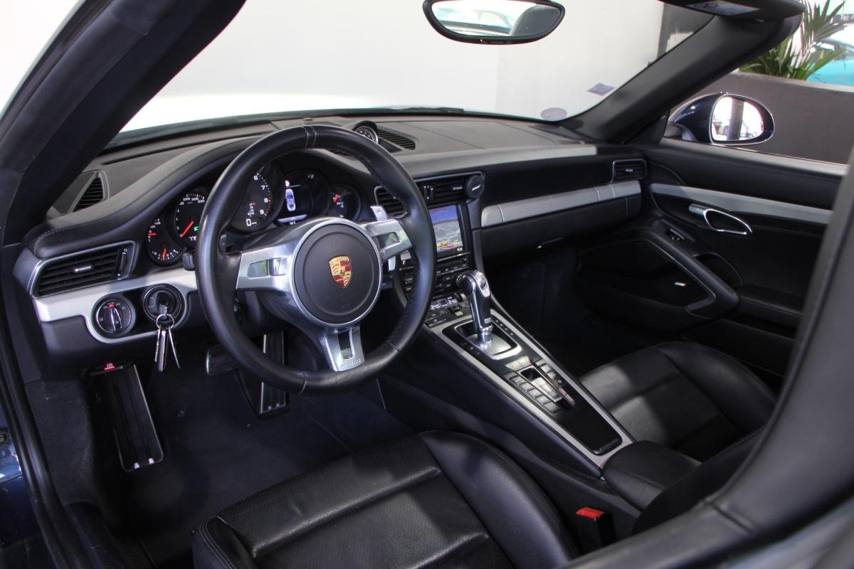 Porsche 911 - Photo 8