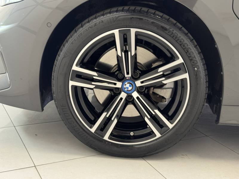 BMW Série 3 - Photo 11