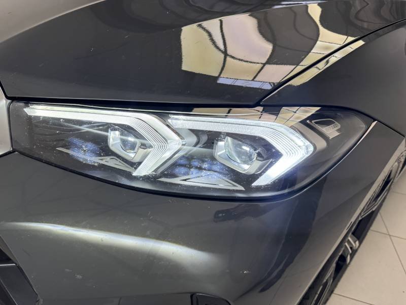 BMW Série 3 - Photo 18