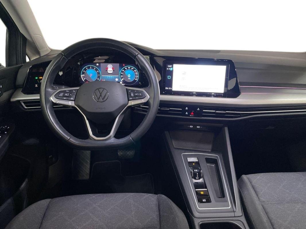 Volkswagen Golf - Photo 24