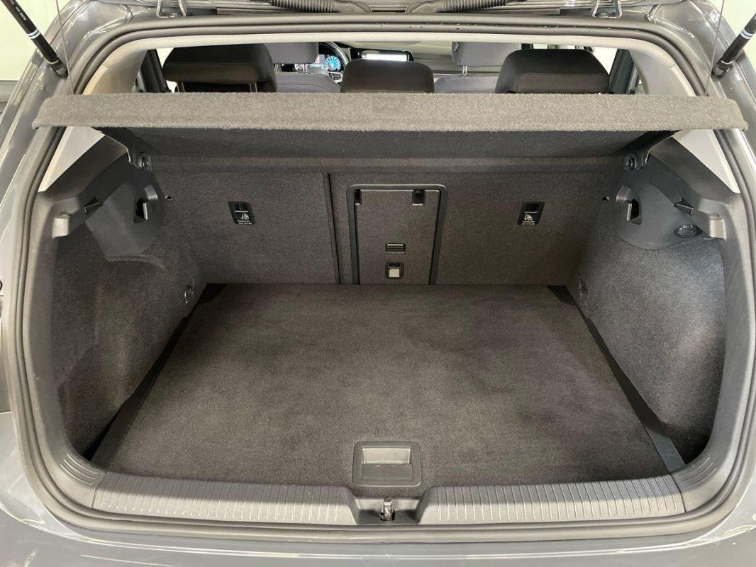 Volkswagen Golf - Photo 31