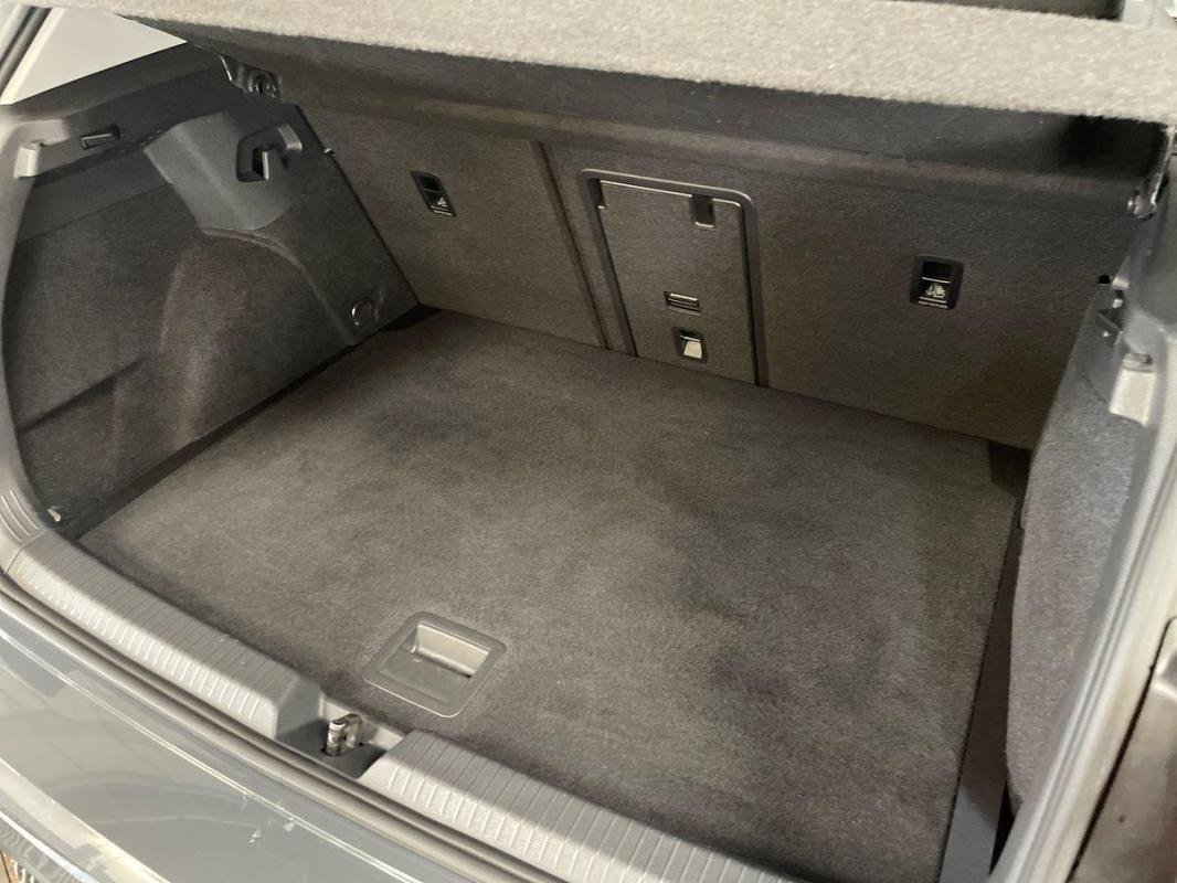 Volkswagen Golf - Photo 32