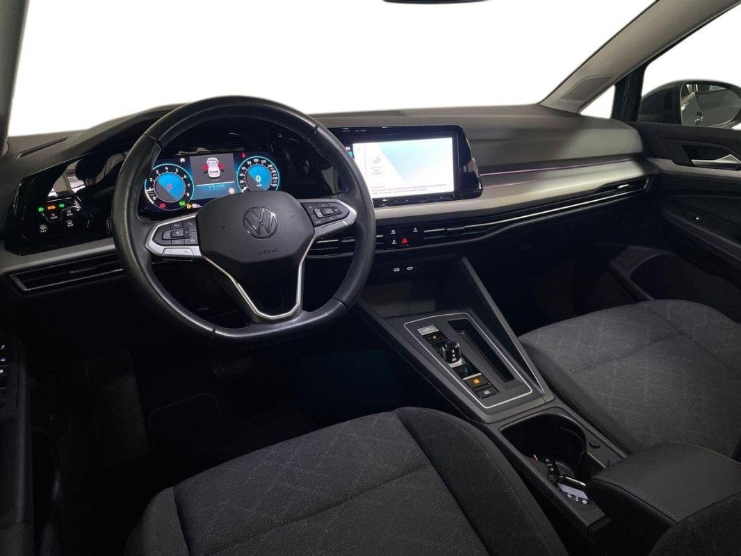 Volkswagen Golf - Photo 9