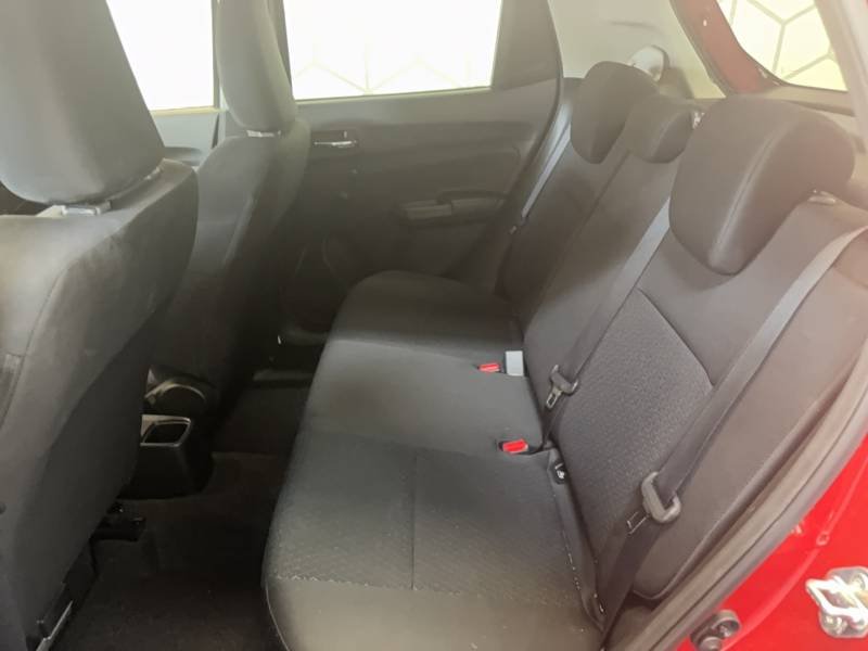 Suzuki Swift - Photo 10