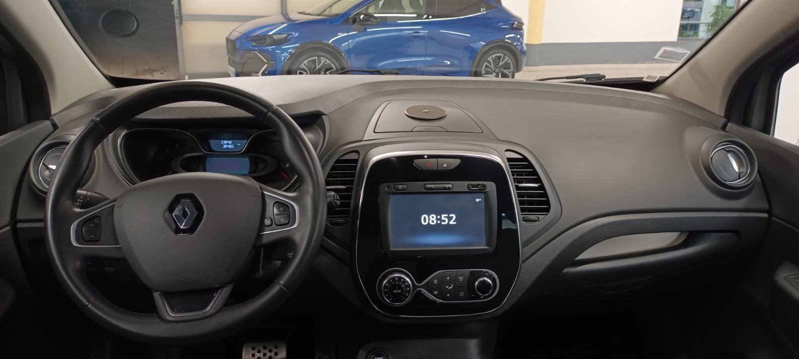Renault Captur - Photo 10