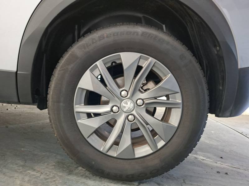 Peugeot 2008 - Photo 11