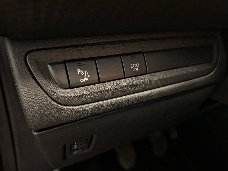 Peugeot 208 - Photo 29