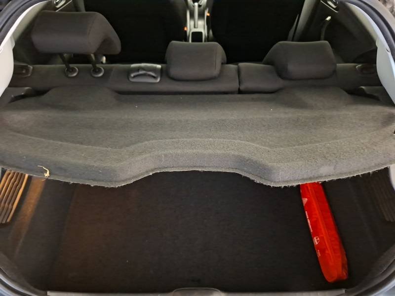 Peugeot 208 - Photo 10