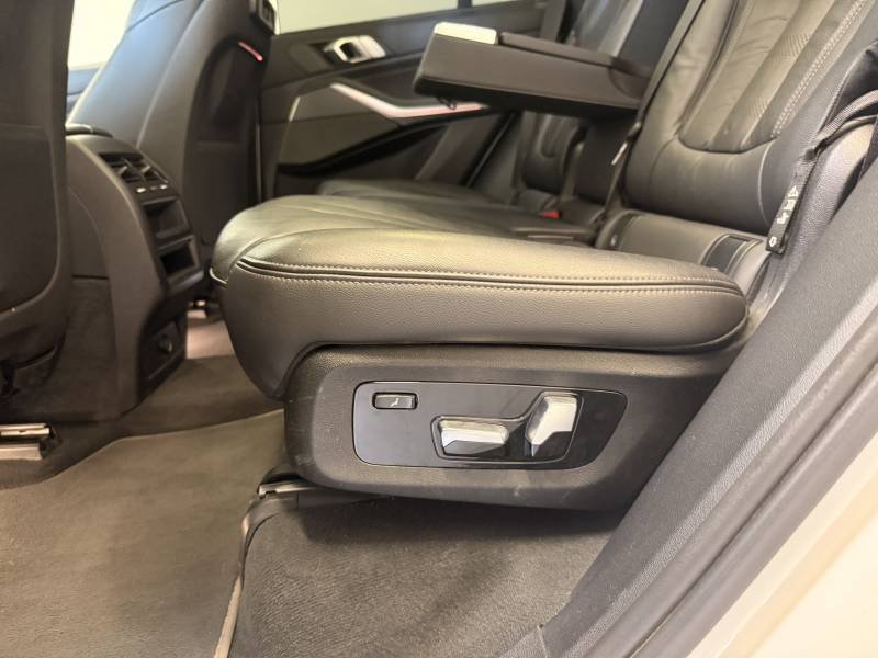BMW X5 - Photo 42