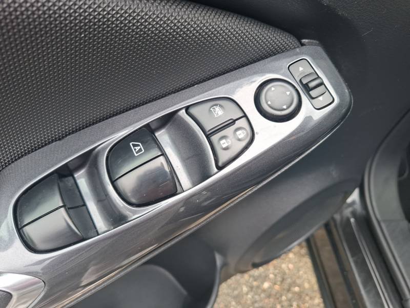 Nissan Juke - Photo 21