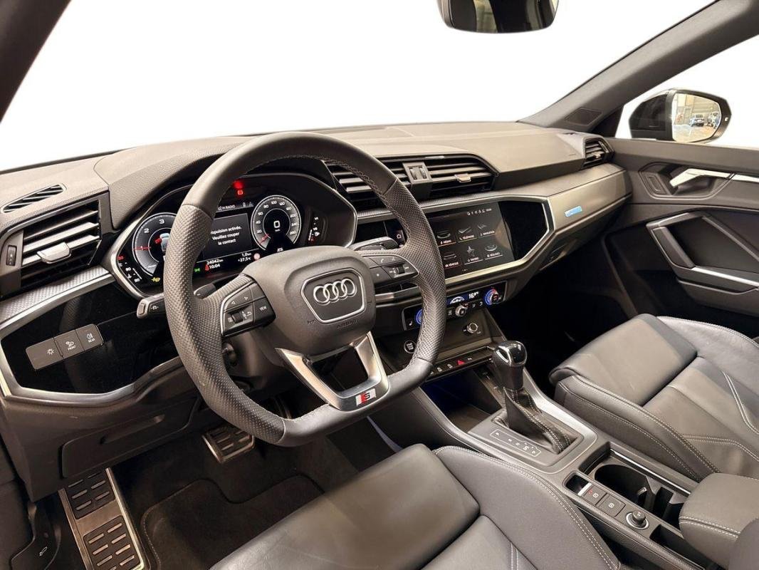 Audi Q3 Sportback - Photo 9