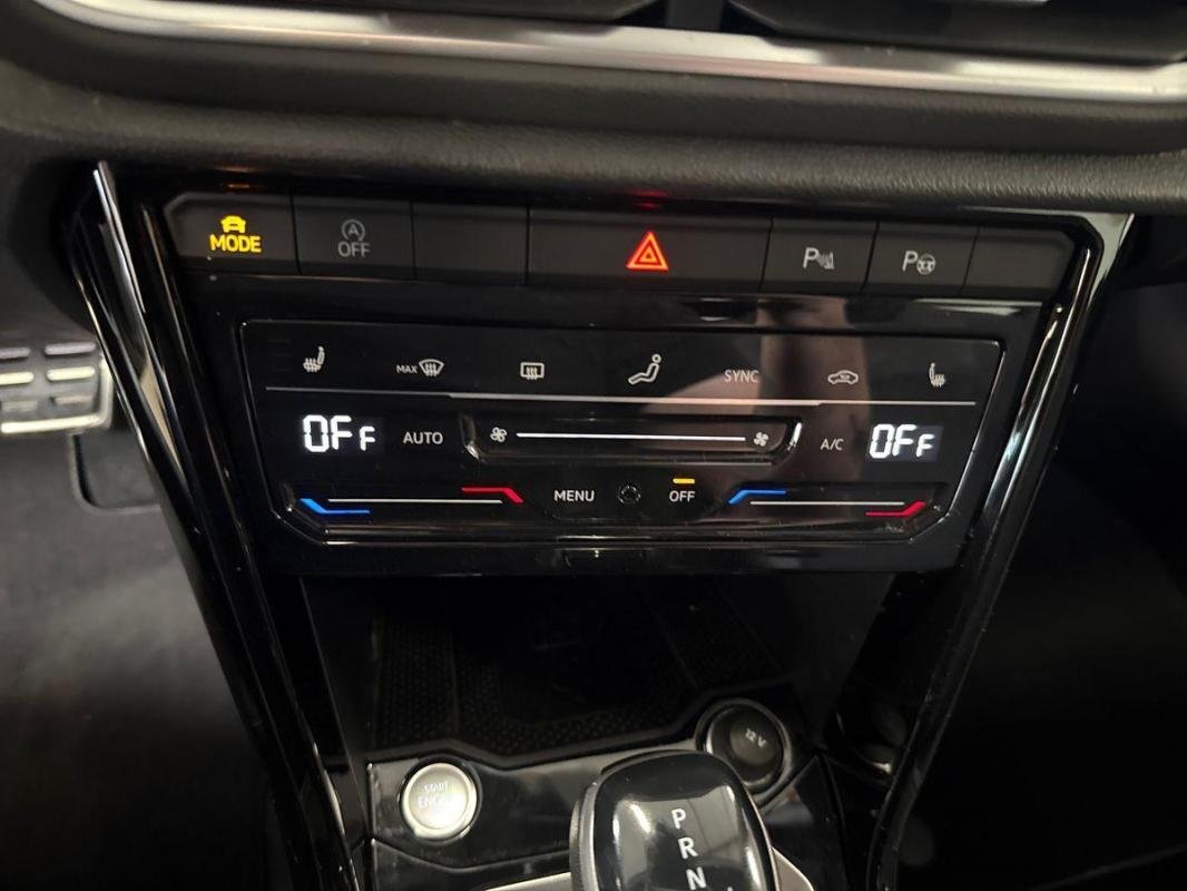 Volkswagen T-Roc - Photo 19