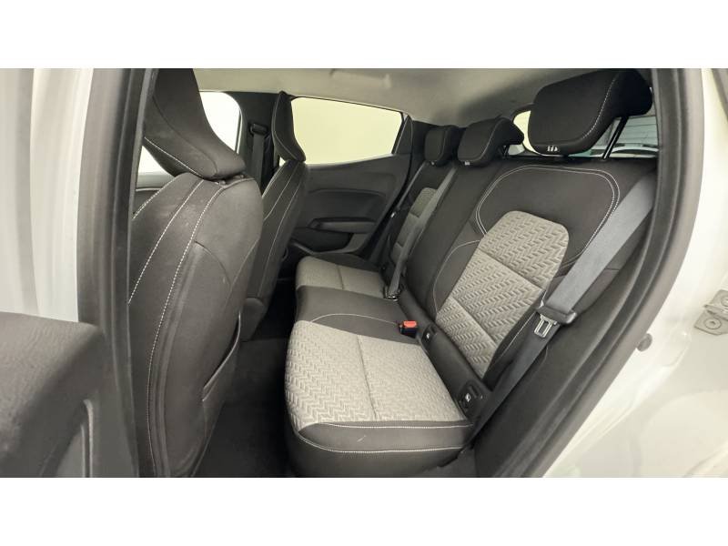 Renault Clio - Photo 24