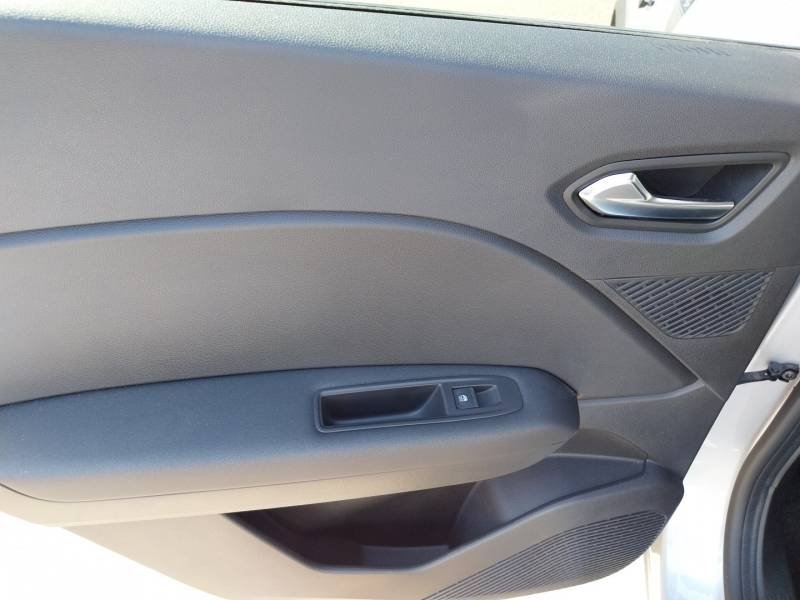 Renault Captur - Photo 24