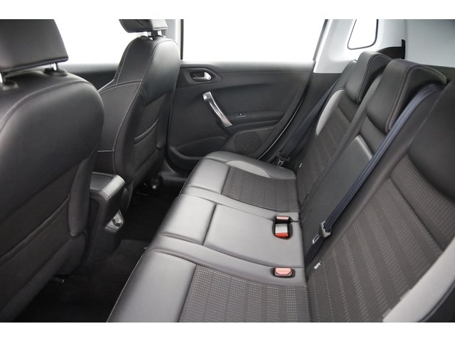 Peugeot 2008 - Photo 12