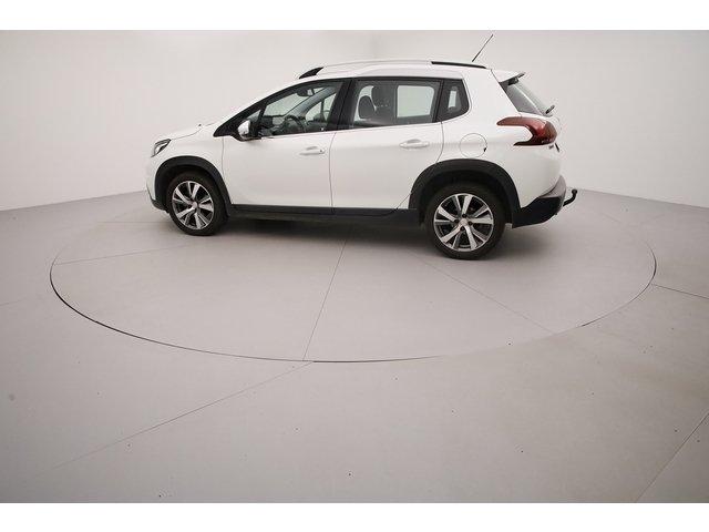 Peugeot 2008 - Photo 4
