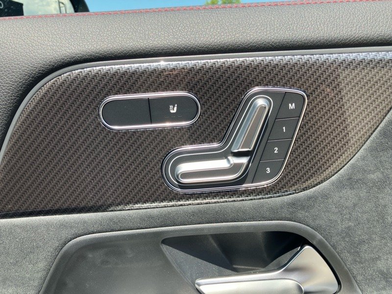 Mercedes Gla - Photo 16