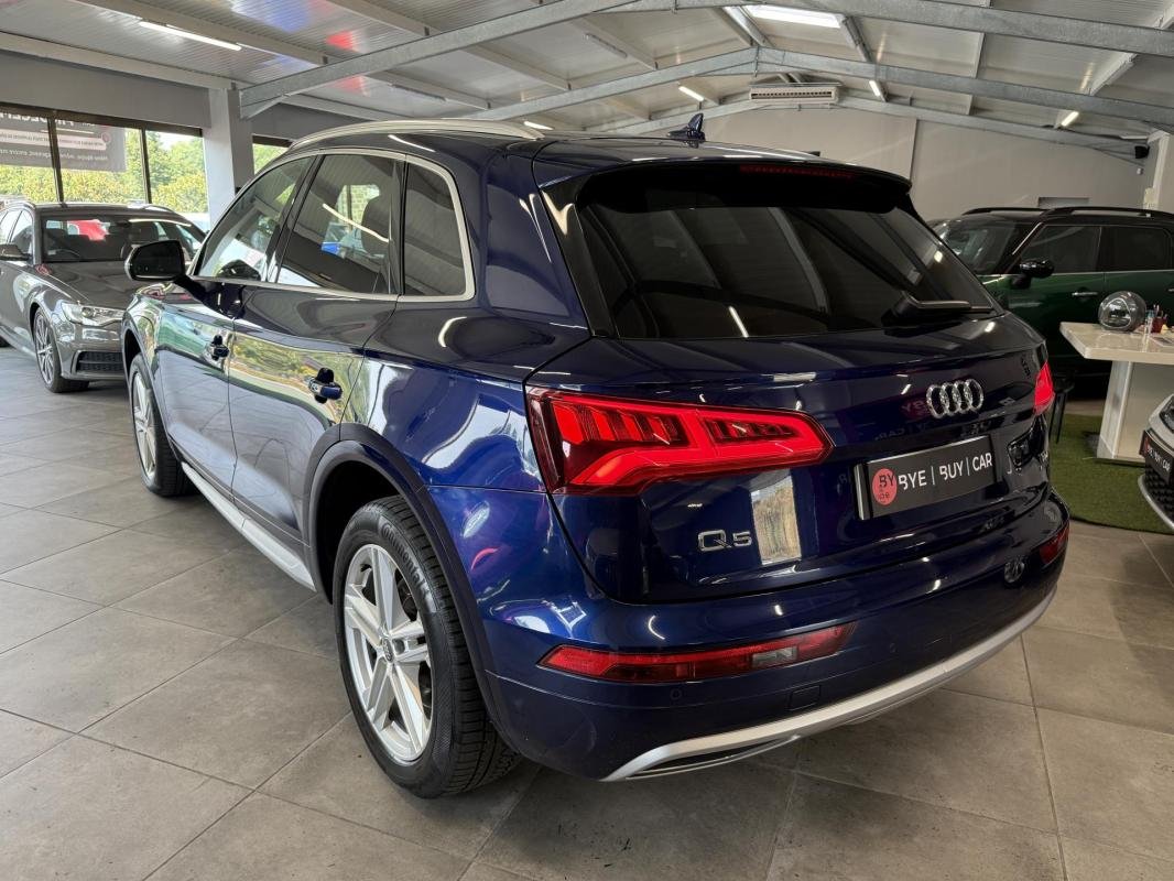 Audi Q5 - Photo 3