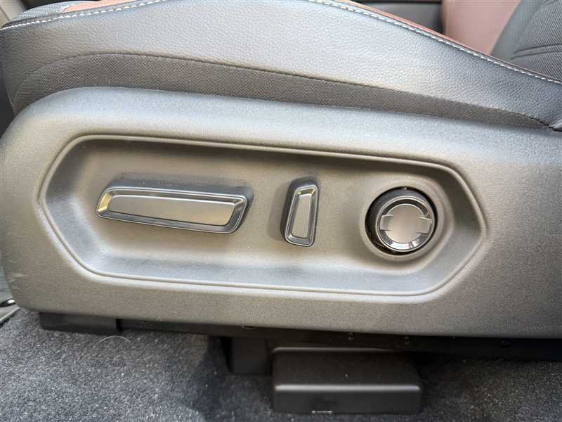 Suzuki e-vitara - Photo 7