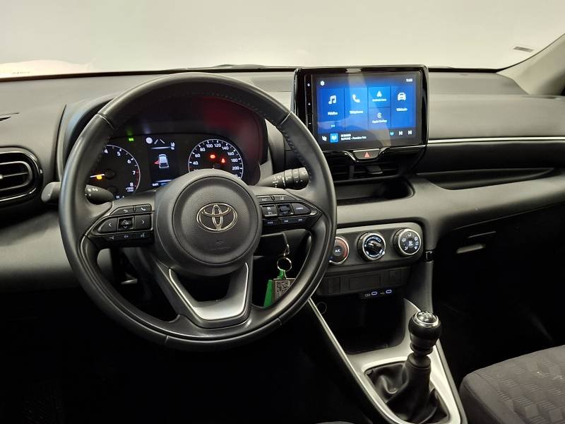 Toyota Yaris - Photo 11
