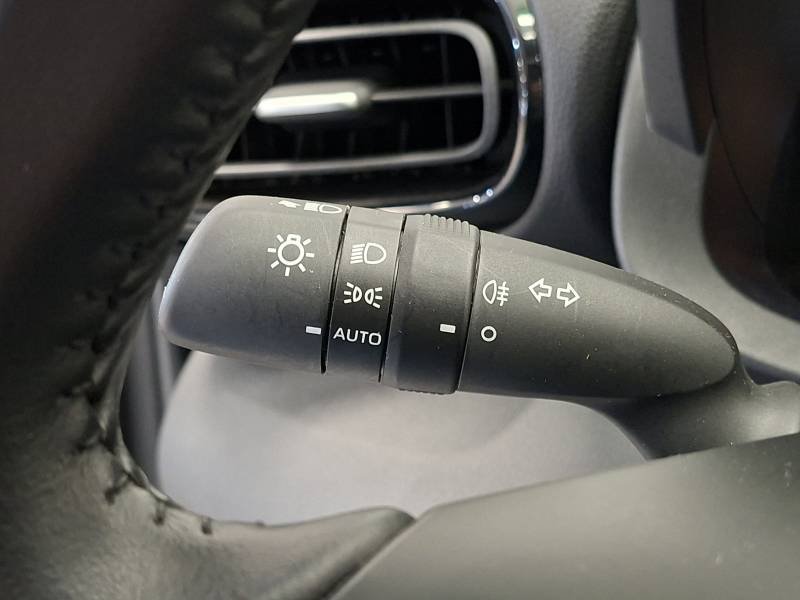 Toyota Yaris - Photo 21