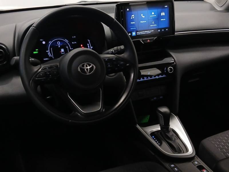 Toyota Yaris - Photo 11