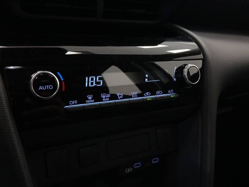 Toyota Yaris - Photo 19