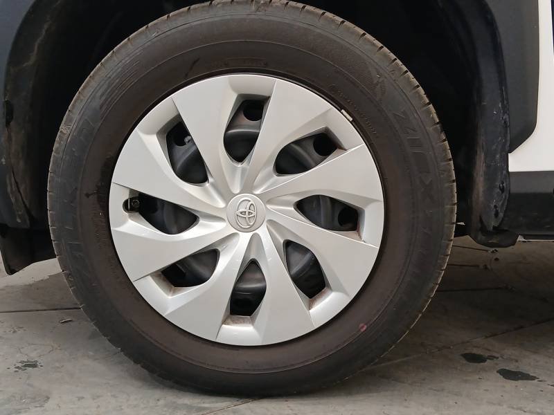 Toyota Yaris - Photo 9