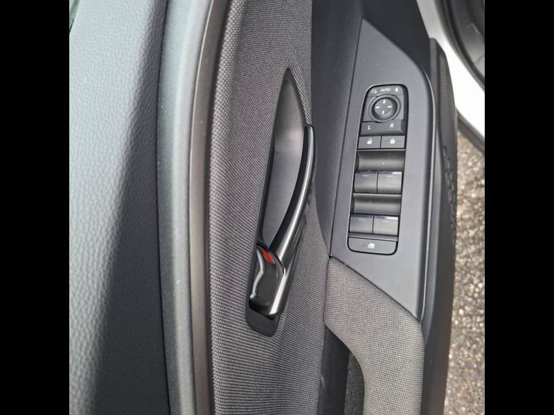 Toyota C-HR - Photo 17