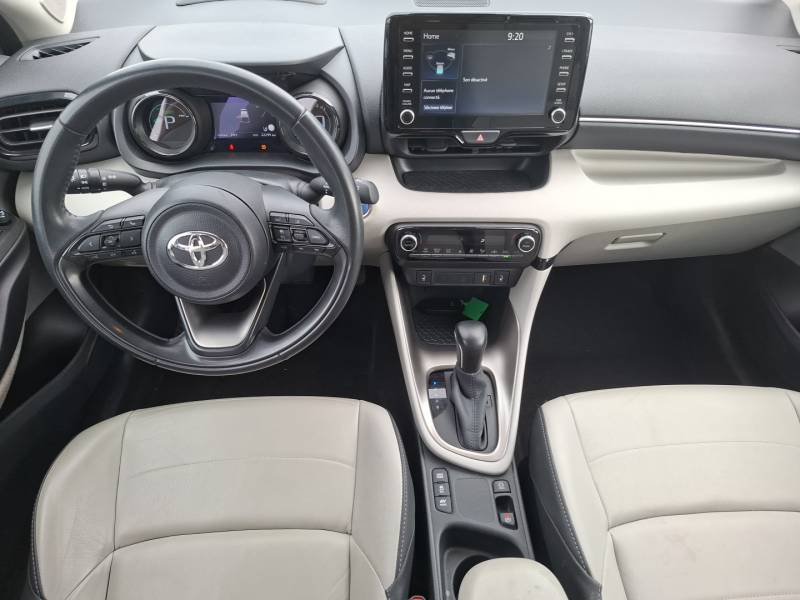 Toyota Yaris - Photo 11