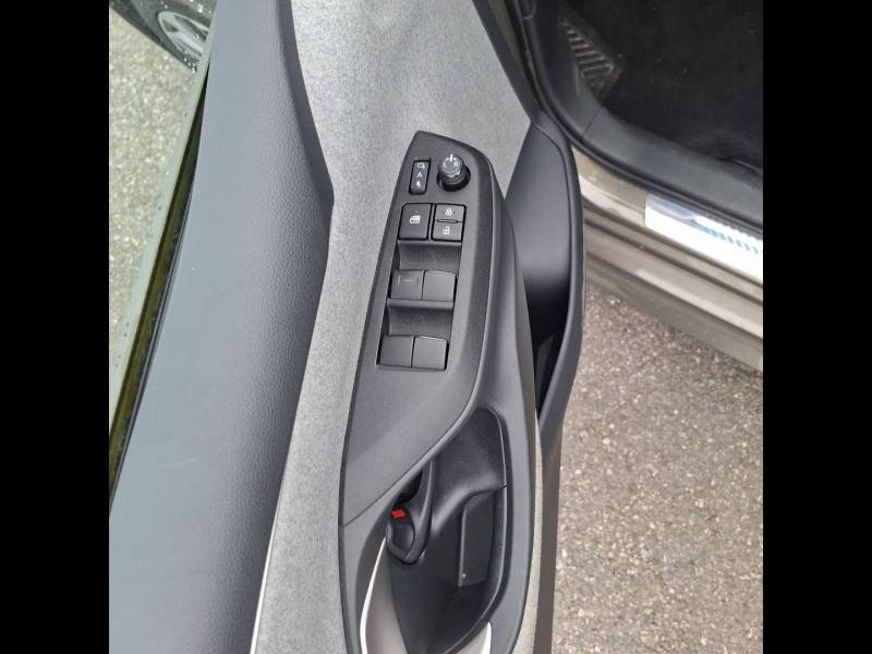 Toyota Yaris - Photo 17