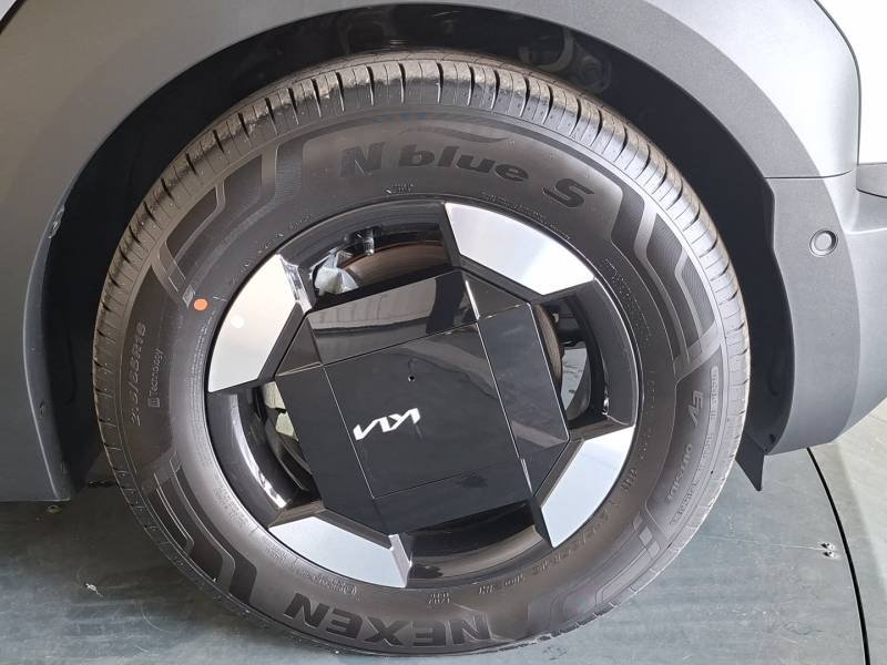 Kia PV5 - Photo 17