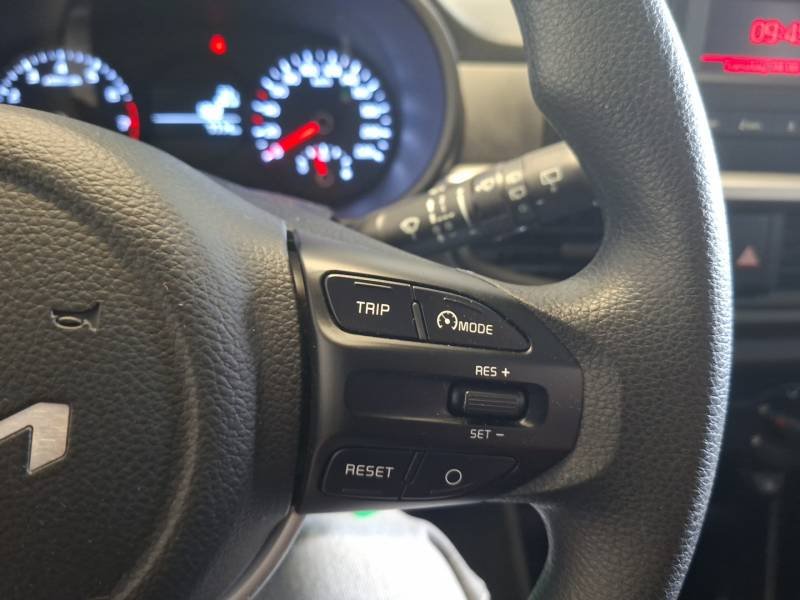 Kia Picanto - Photo 20
