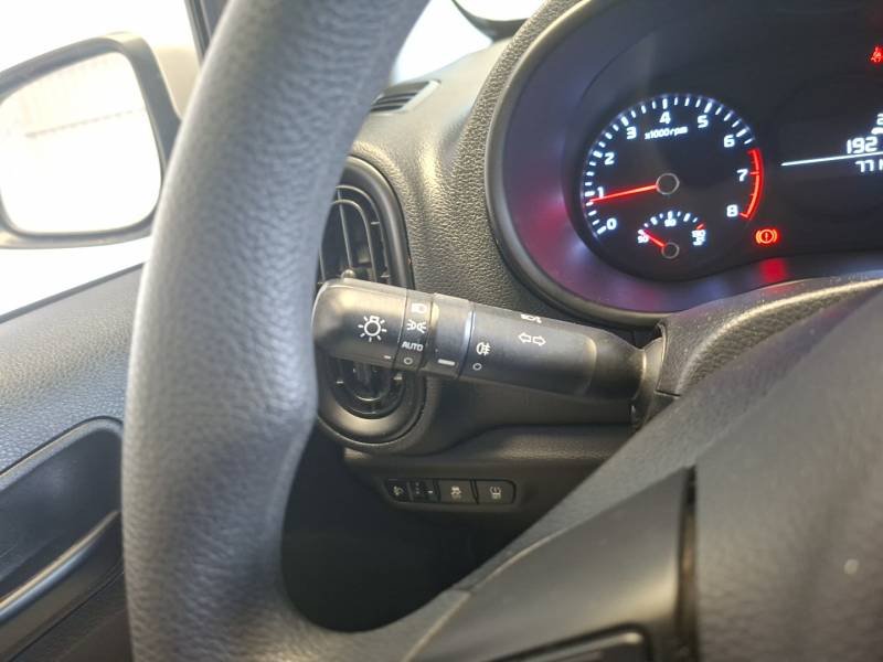 Kia Picanto - Photo 23