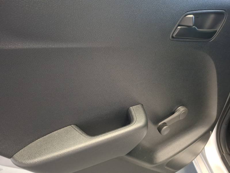 Kia Picanto - Photo 30