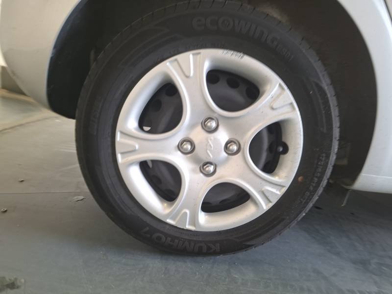 Kia Picanto - Photo 38